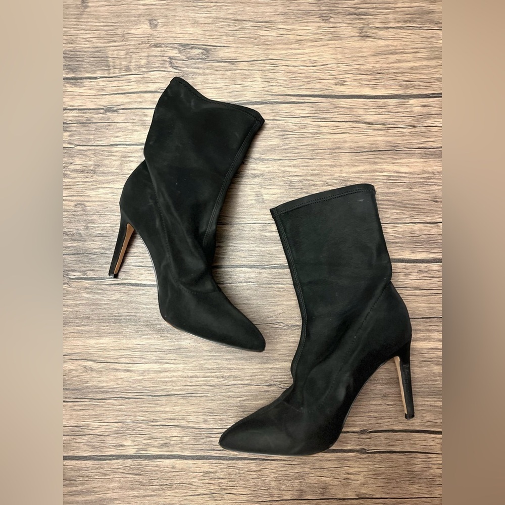 Express Pointed-Toe Sock Booties - Picture 2 of 3